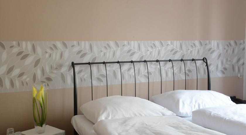 Esprit Hotel 3*